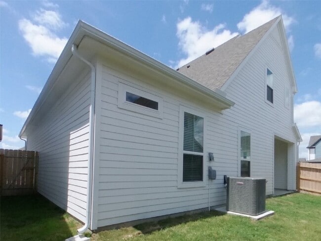 Building Photo - 22819 Terrazzo Dr