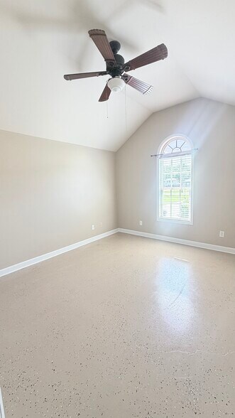 Building Photo - 12030 Pulaski Pike