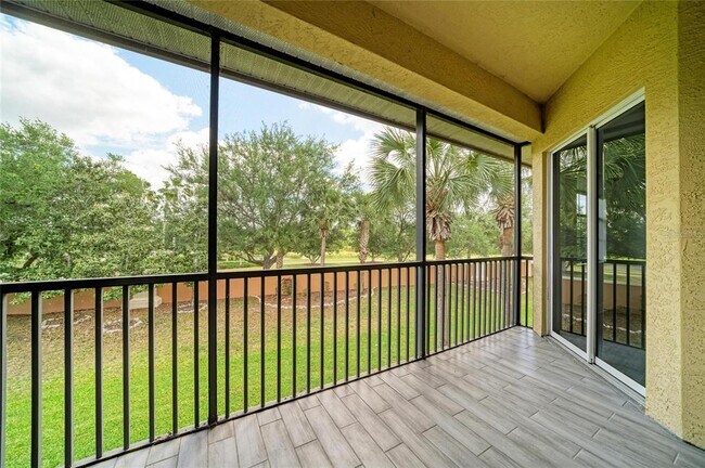 Building Photo - 8261 Miramar Way