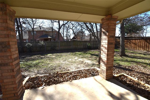 Building Photo - 808 Royal Oak Ln
