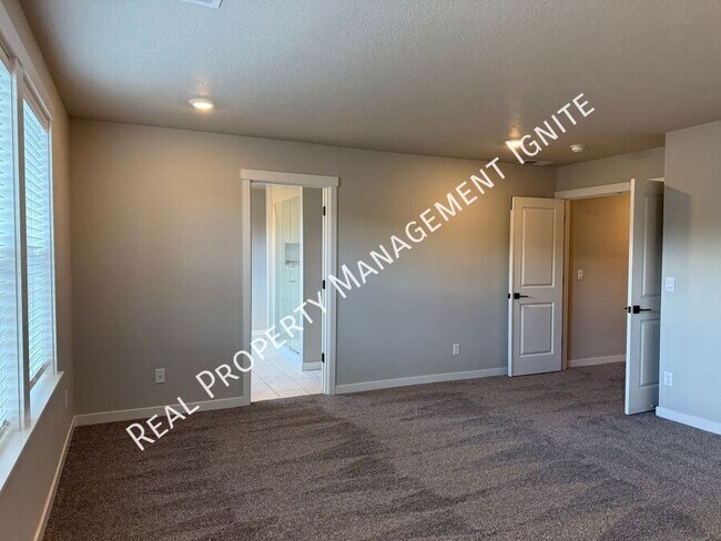 Building Photo - 19294 SW Marshmallow Pl