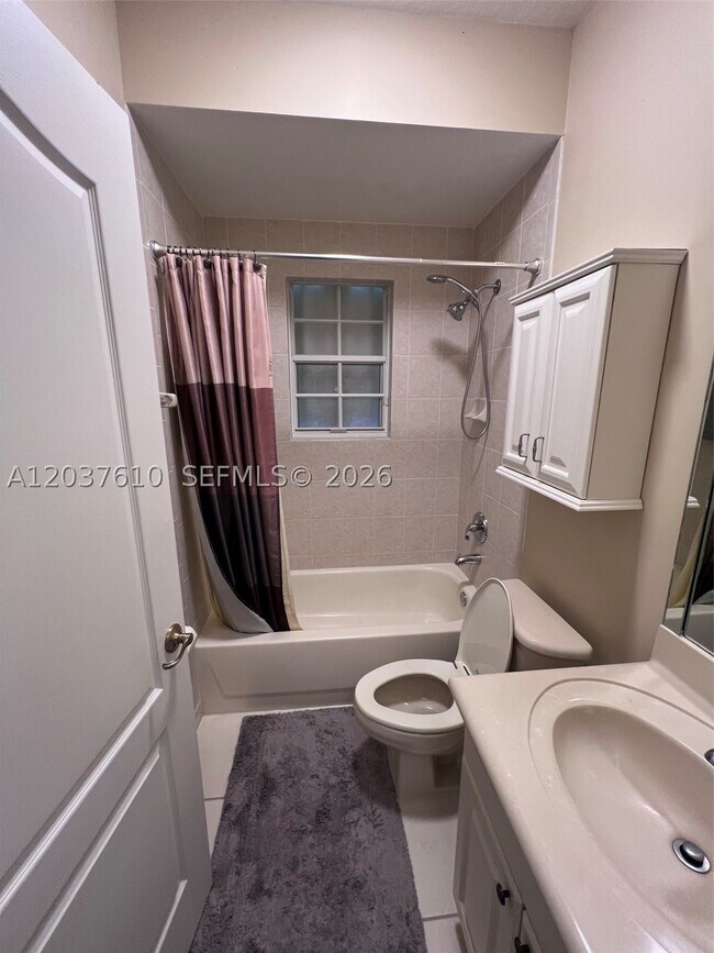 Building Photo - 10155 SW 159th Ct