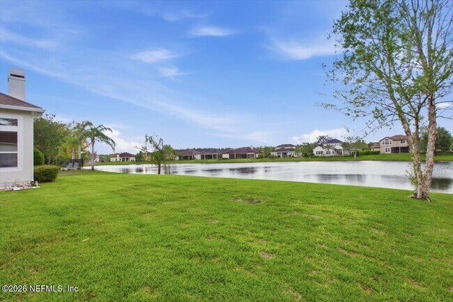 Building Photo - 743 E Dorchester Dr