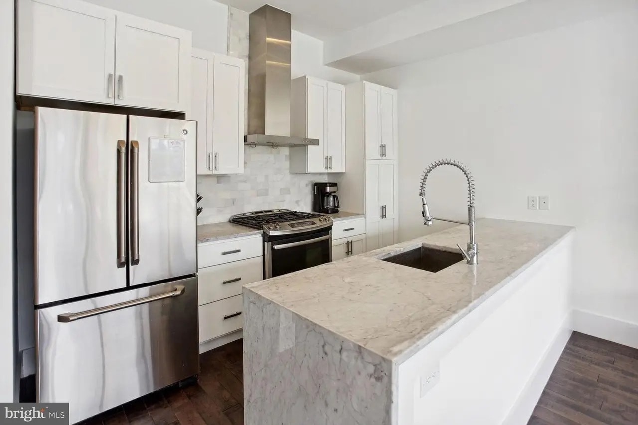 Building Photo - 1230 Fairmont St NW