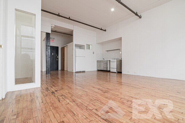 Building Photo - 476 Jefferson St