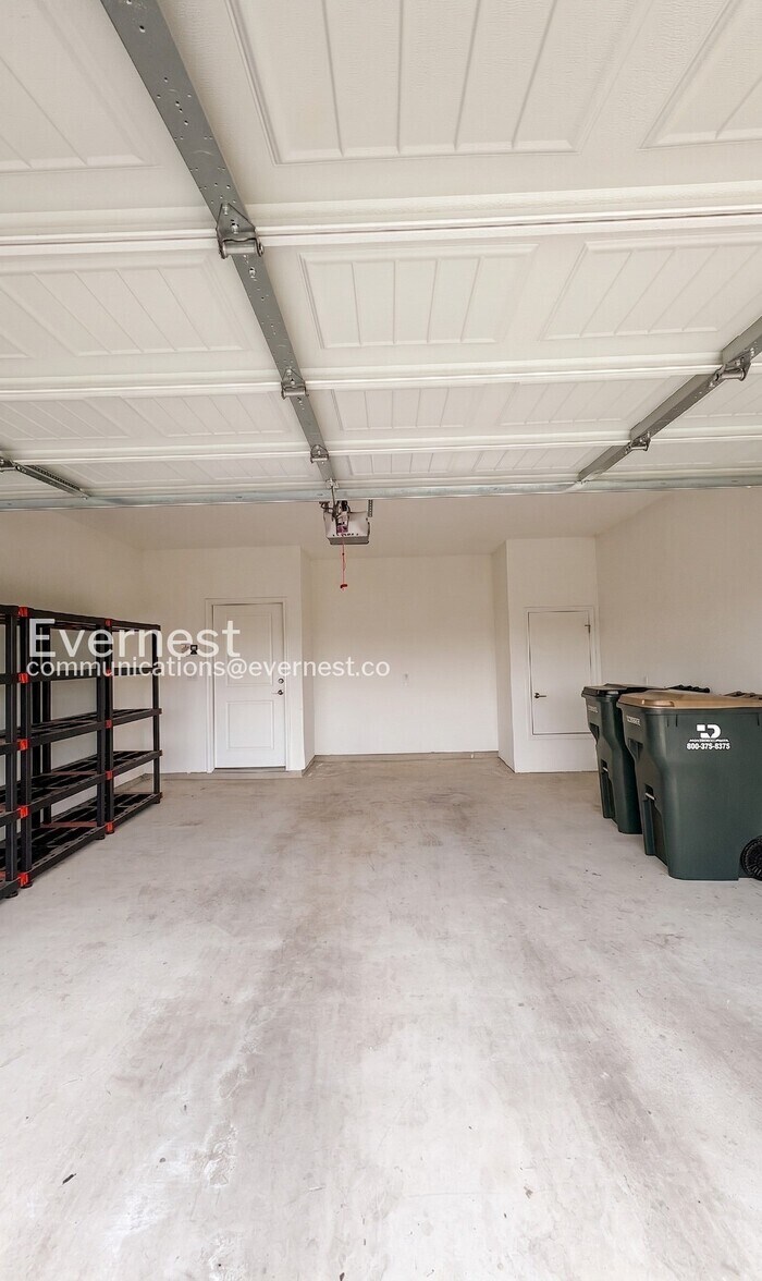 Building Photo - 1517 Iberville Dr