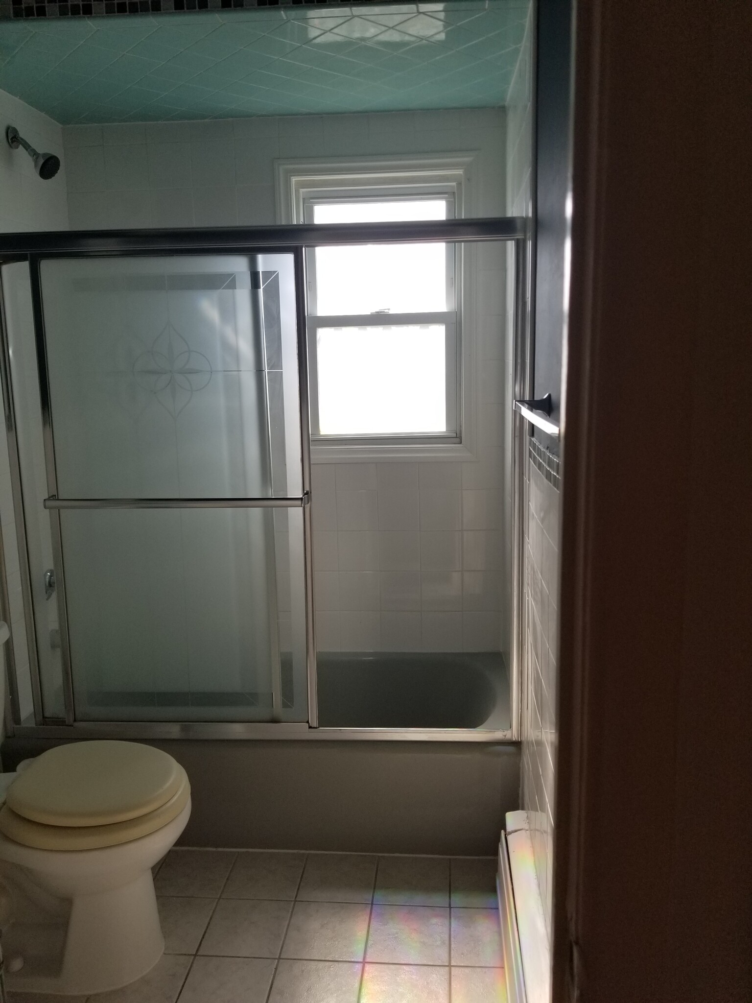 bathroom - 78 Marina Rd
