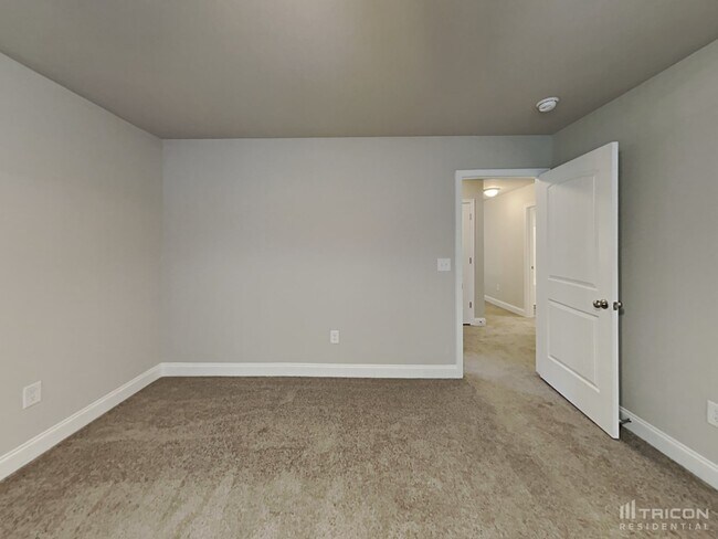 Building Photo - 109 Patagonia Rd
