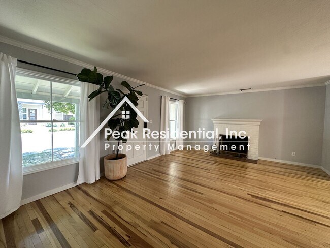 Building Photo - 3 br, 1 bath House - 5200 F Street