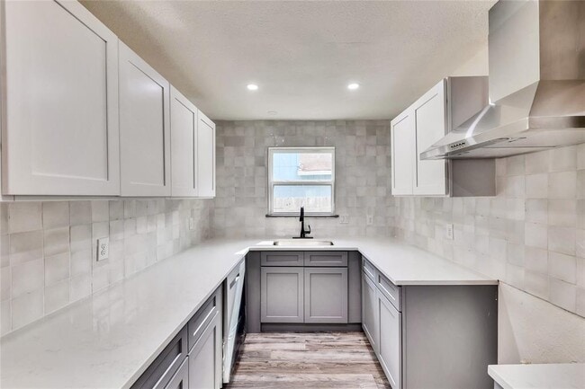 Building Photo - 6807 Trendal Ln