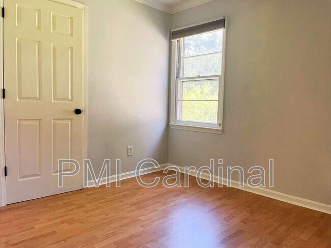 Building Photo - 558 Brumley Rd