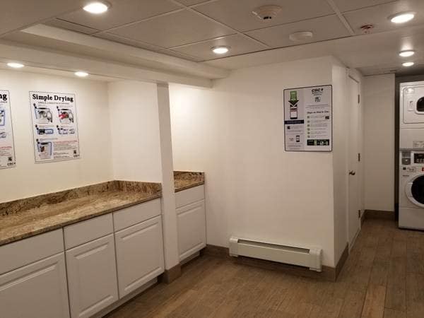 Building Photo - 21 5th St