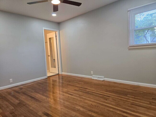 Building Photo - The Good Life — Over 2,200 Sq Ft with Finished Basement & Sunroom