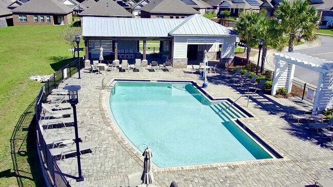 Building Photo - 8026 Burnside Lp