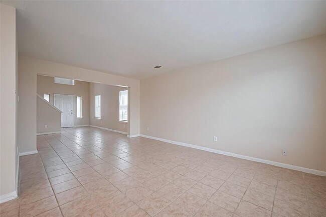 Building Photo - 7203 River Pines Dr