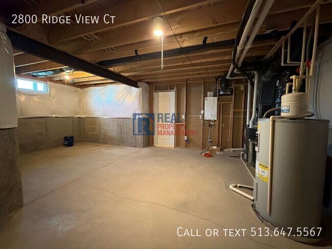 Building Photo - 2800 Ridge View Ct