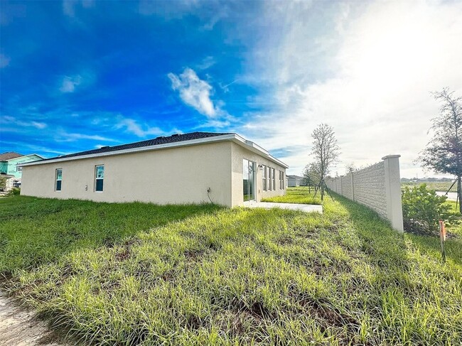 Building Photo - 2302 Burney Fls Ln