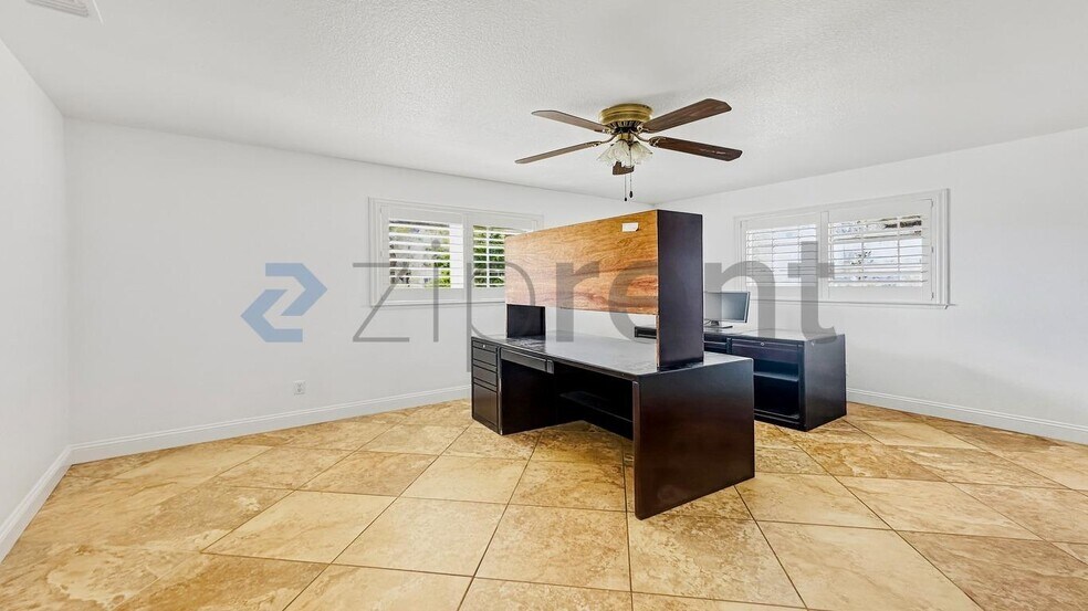 Building Photo - 8730 S East Ave