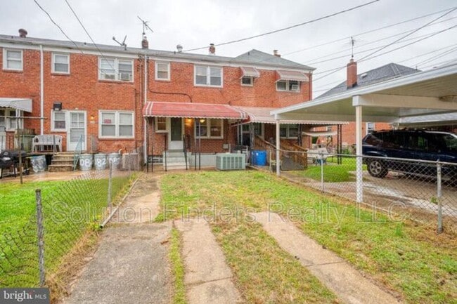 Building Photo - 2110 Coralthorn Rd