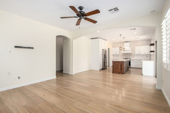 Building Photo - 3 Bedroom 2.5  Bathroom  - Villages at Ran...