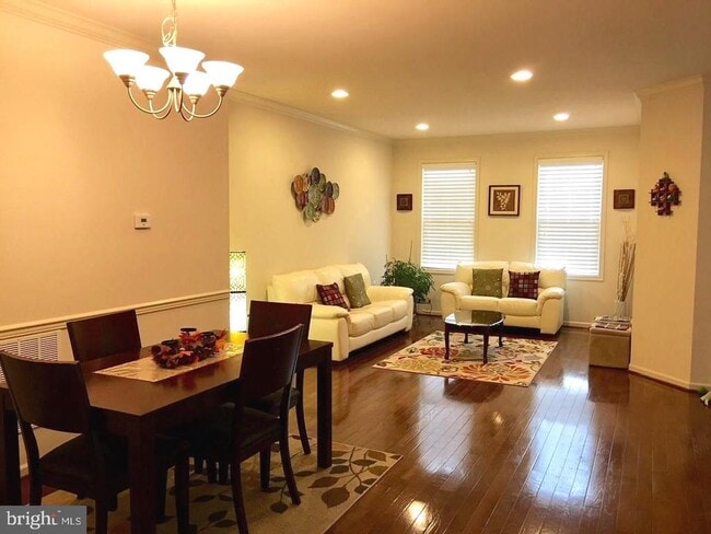 Building Photo - 23337 Tradewind Dr