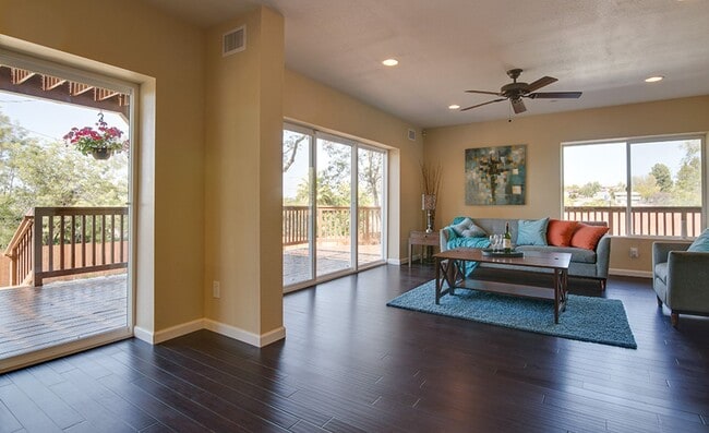 Building Photo - Barcelona Ridge Estates