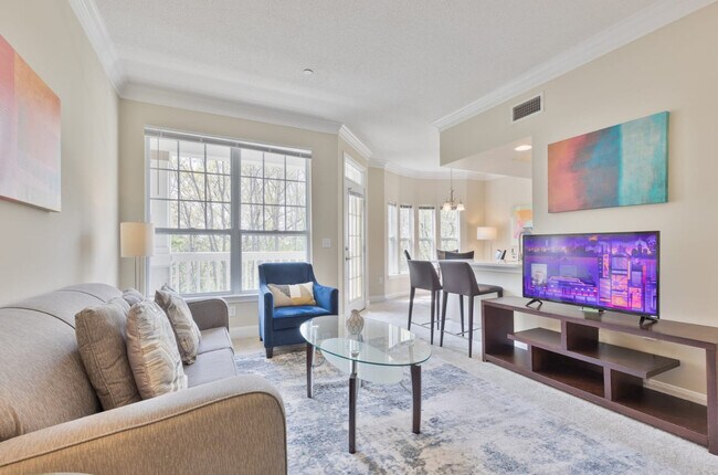 Building Photo - 1449 Main St