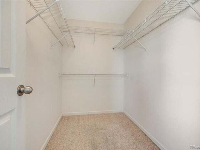 Building Photo - 3 Bedroom Townhome in Monument