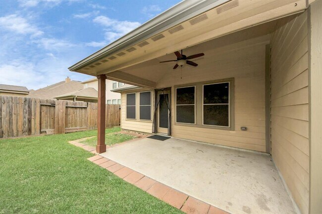 Building Photo - 4727 Sheila Dr