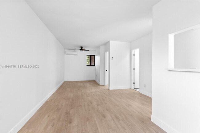 Building Photo - 14171 SW 37th Ct