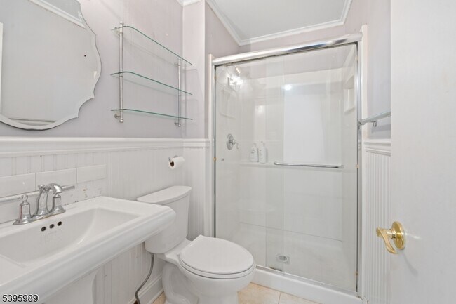 Building Photo - 4141 Bloomingdale Dr