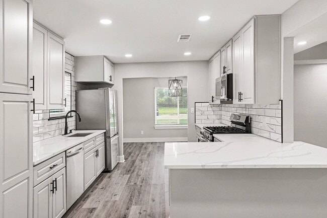 Building Photo - 10606 Hemwick Dr