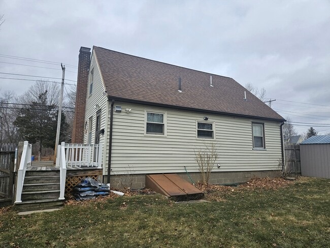 Building Photo - 599 North St