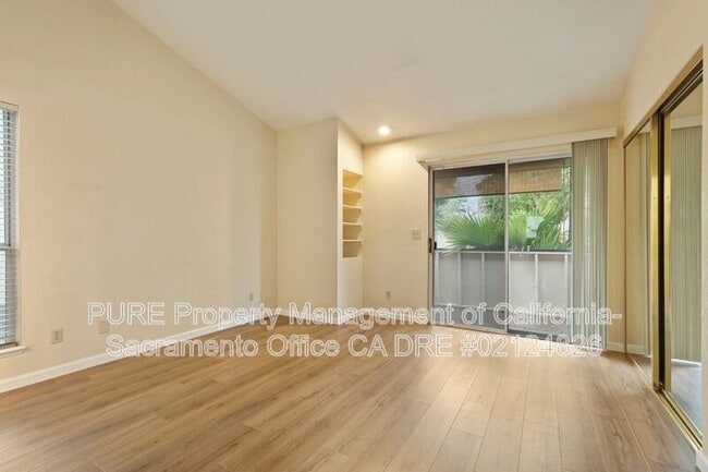 Building Photo - 9200 Madison Green Ln