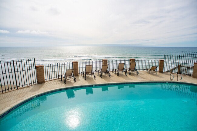 Building Photo - 190 Del Mar Shores Terrace