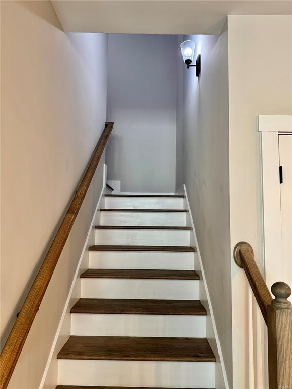 Building Photo - 275 Hedgefield Dr