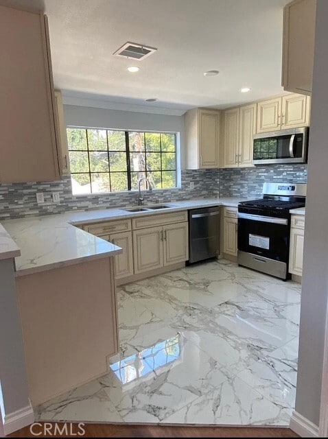 Primary Photo - 21217 De La Guerra St