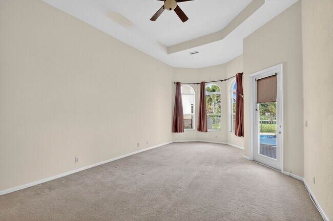 Building Photo - 6068 Pond Bluff Ct