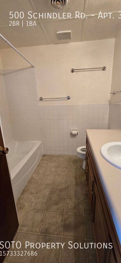 Building Photo - 2 BD / 1 BA