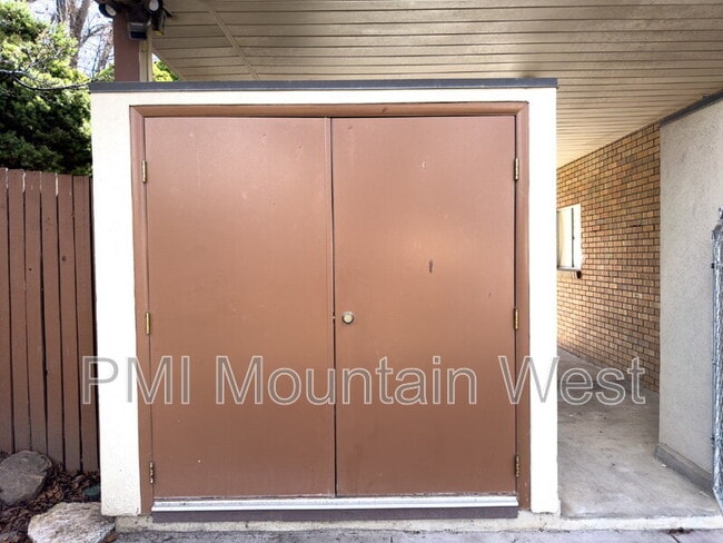 Building Photo - 345 S 850 E