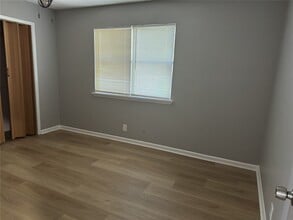 Building Photo - 24114 Spring Gum Dr