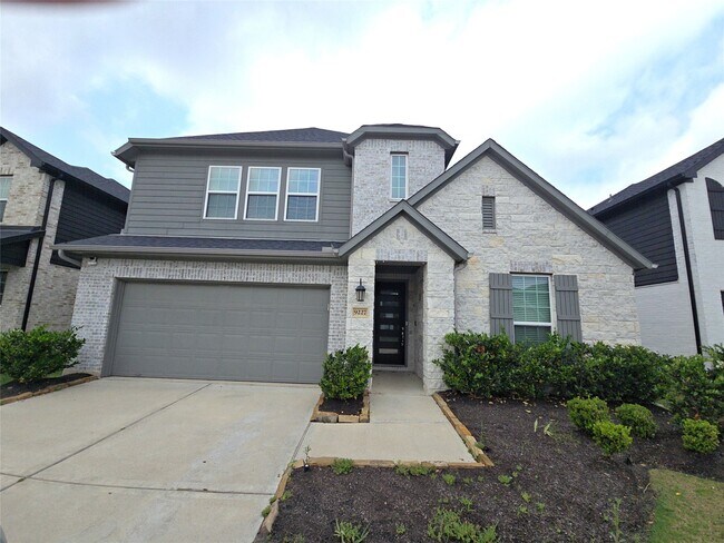 Building Photo - 9227 Dearborn Knoll Dr