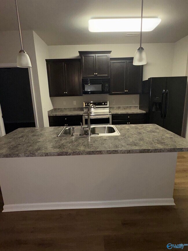 Building Photo - 115 Oak Terrace Ln