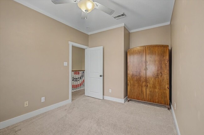 Building Photo - 98 Borondo Reach