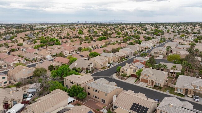 Building Photo - 8204 Burgesshill Ave