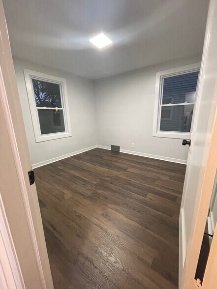 Building Photo - 101 Montfort Dr