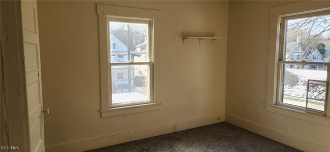 Building Photo - 48 Eleanor Ave