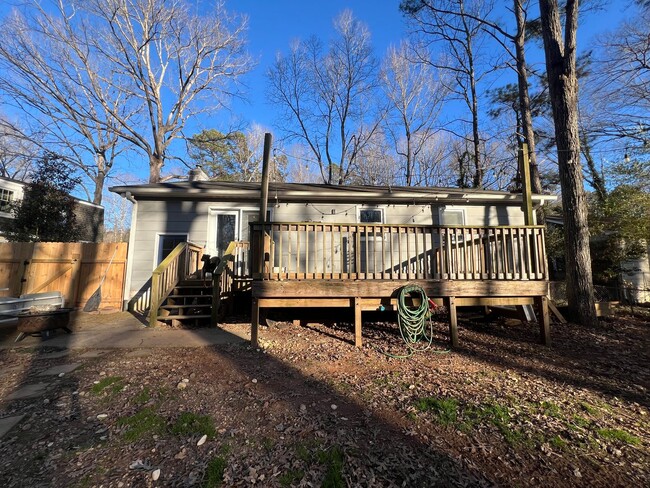 Building Photo - Newly Remodeled 4BD, 2BA Raleigh Home with...