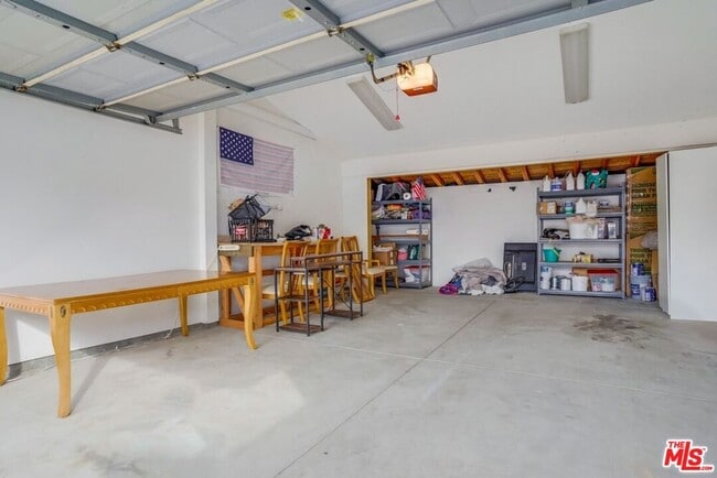 Building Photo - 8404 Holy Cross Pl