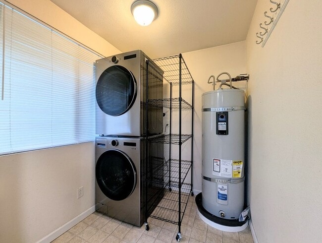 Building Photo - 2Bd/2Ba Granite Falls House